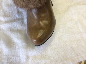 合成皮革婦人靴の復元アフター